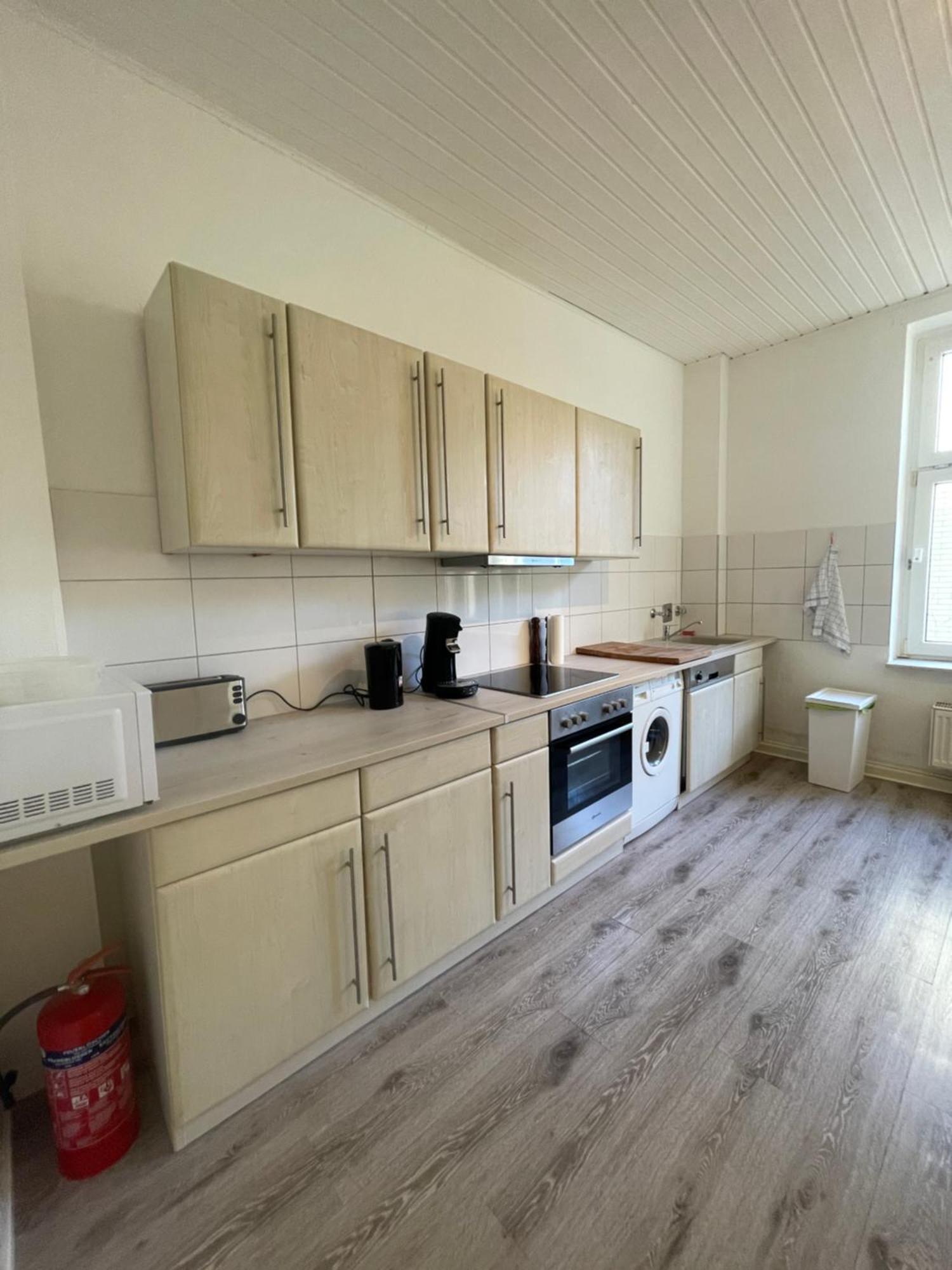 Apartment Altbauwohnung Mit 2 Balkonen Wuppertal